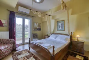 The House Olympia - Happy Rentals - Image 5