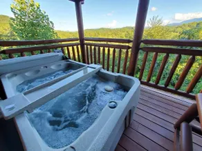Bearadise Romantic Swing MtnViews*Hottub Easy Road - Image 4