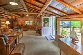 Wheelchair-Accessible Belfair Cabin w/ Patio! - Image 5