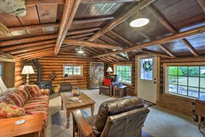 Wheelchair-Accessible Belfair Cabin w/ Patio! - Image 3