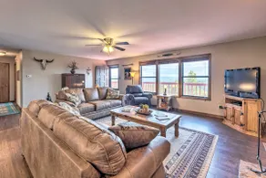 ‘Mountain’s Majesty’ Cabin w/ Hot Tub & Mtn Views! - Image 3