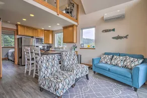 Yachats Gem w/ Private Beach Access, Views - Image 5