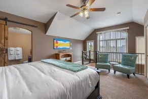 Prairie Oasis | Sleeps 16+ | BBQ, Fireplace & Loft - Image 4