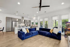 Stay in Luxury @ The Pearl ~ .5M to Riverwalk - Image 4
