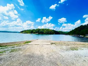Charming Home with Lake View, Neighborhood Beach - Image 2