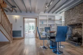 Sea View - 2 Bedroom Cottage - Wisemans Bridge - Image 2