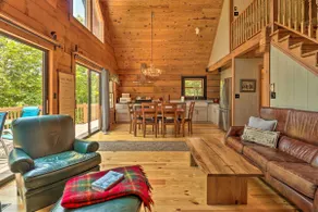 Game Room! Lakefront Family Cabin in Landrum - Image 5