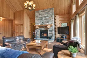 Chalet 23 - Resort Access with Private Spa & Sauna - Image 2
