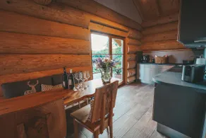 Country House Getaway with Hot Tub, Log Cabin Sauna, Garden - Image 2