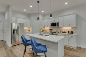 Modern and Comfortable Home Close to Downtown - Image 3