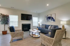 Covered Patio, Grill & Hammock: Frankford Home! - Image 3