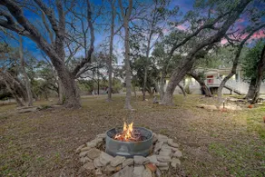 Sweet Retreat | 3 BDR Hill Country Views & Grill - Image 2