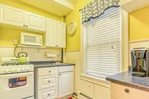 Ocean View Studio 2 Blocks to Beach - Image 4