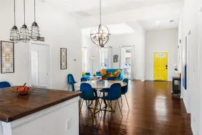 Perfect Backyard ~1 Mile to Riverwalk & DT~ Arcade - Image 2
