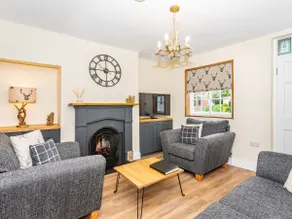 Court Cottage - Image 2