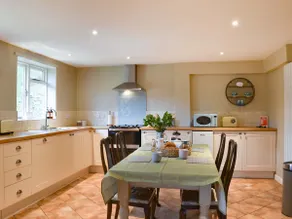 Lower Farm - Image 4