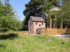 The Pump House - Image 2
