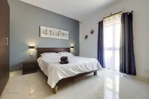 Idyllic Apartment steps from the Promenade - Image 5