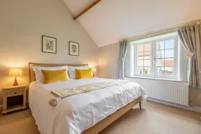 Pine Cottage - Image 4