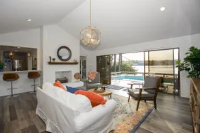 235 SW Lake Forest - Pinehurst Lake House With Hot Tub & Pool - 6 Bedrooms - Image 2