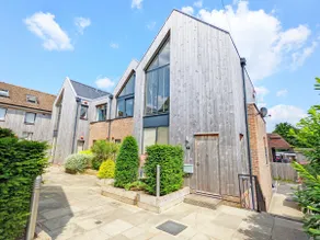 The Old Court House - Midhurst  -  a flat that sleeps 4 guests  in 2 bedrooms - Image 2