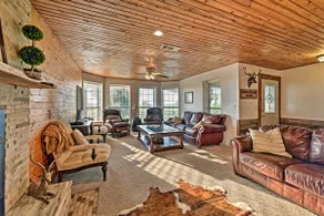 Charming Hamilton Farmhouse w/ Country Views! - Image 4