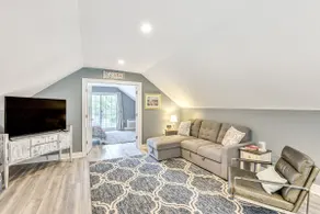 Benton Harbor Apt w/ Balcony + Fire Pit - Image 5