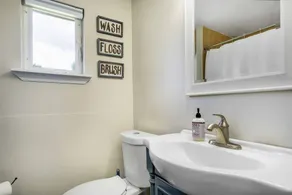 Cozy 4Bd 2.5Bth 35 min from beach & 28 min to Mayo - Image 5