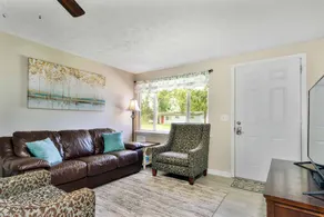 Cozy 4Bd 2.5Bth 35 min from beach & 28 min to Mayo - Image 2