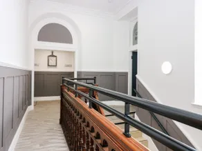 THE COURT ROOM AT THE INSTITUTE EXECUTIVE APARTMENTS in Keith - Image 3