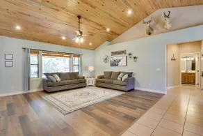 Modern Show Low Home w/ BBQ & Fire Pit! - Image 4