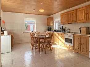 Cottage 396 - Roundstone - sleeps 6 guests  in 3 bedrooms - Image 4