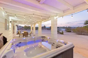 Golden Desert Ranch - Hot Tub, Fire Pit and BBQ - Image 4