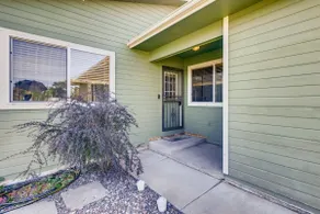 Loretto Idyll | Theater & Yard | Peaceful 3 Bdrm - Image 4