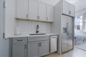 #314 New Historic Downtown Condo - Image 2