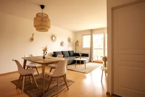 Big apartment near Old Town with Balcony + Parking - Image 2