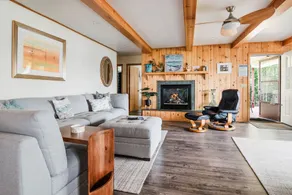 Lake House; Lakefront, Boat/Sauna Rental, Hot Tub! - Image 3