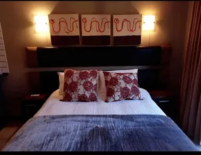 Best overnight with free WiFi. Modern & private - Image 4