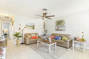 Jensen Beach Home: Walk to Beach Access! - Image 2