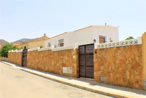 VILLA COSTA LEVANTE BENIDORM - Image 2