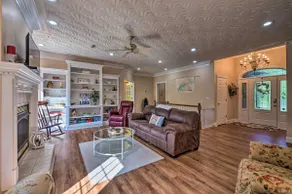 Luxe Lake Cumberland Retreat w/ Decks on 1 Acre! - Image 4