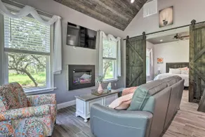 Cozy Spring Branch Cottage in Hill Country! - Image 5