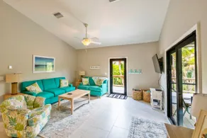 1 minute to Beach & Heated Pool, SH Club, G-Cart - Image 3