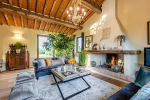 Il Conte, Traditional Tuscany 3 bedrooms Luxury Farmhouse Villa with Private Pool and SPA in Orentano - Image 3