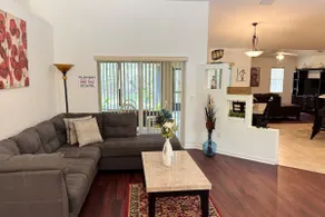 Cozy Private Home Close to the I95 Exit 284 - Image 2