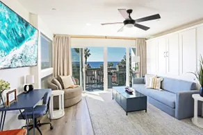 Oceanview Penthouse Walk to beach Bikes Pets ok - Image 2