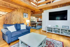 Game Room & Yard: Greentown Home Near State Park - Image 5