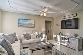 4 Mi to Indian Rocks Beach! Home w/ Screened Lanai - Image 4