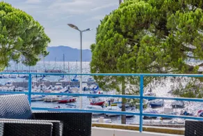 90m on the Croisette with Terrace & Sea View - Image 2