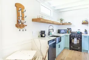 Cottage for 2 in the Heart of Round Top! - Image 3